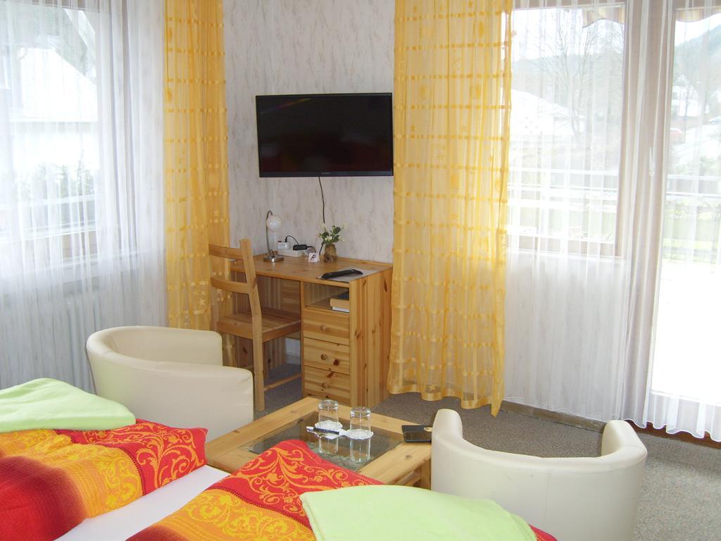 Haus Hubertus Hotel Winterberg Ngoại thất bức ảnh